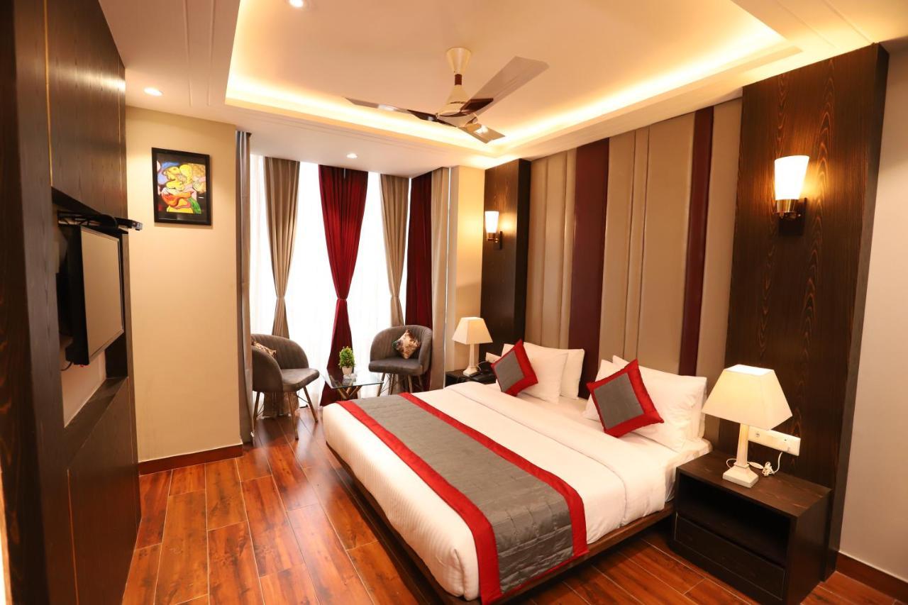 Hotel The Magic Tree - Paharganj Нью-Дели Экстерьер фото