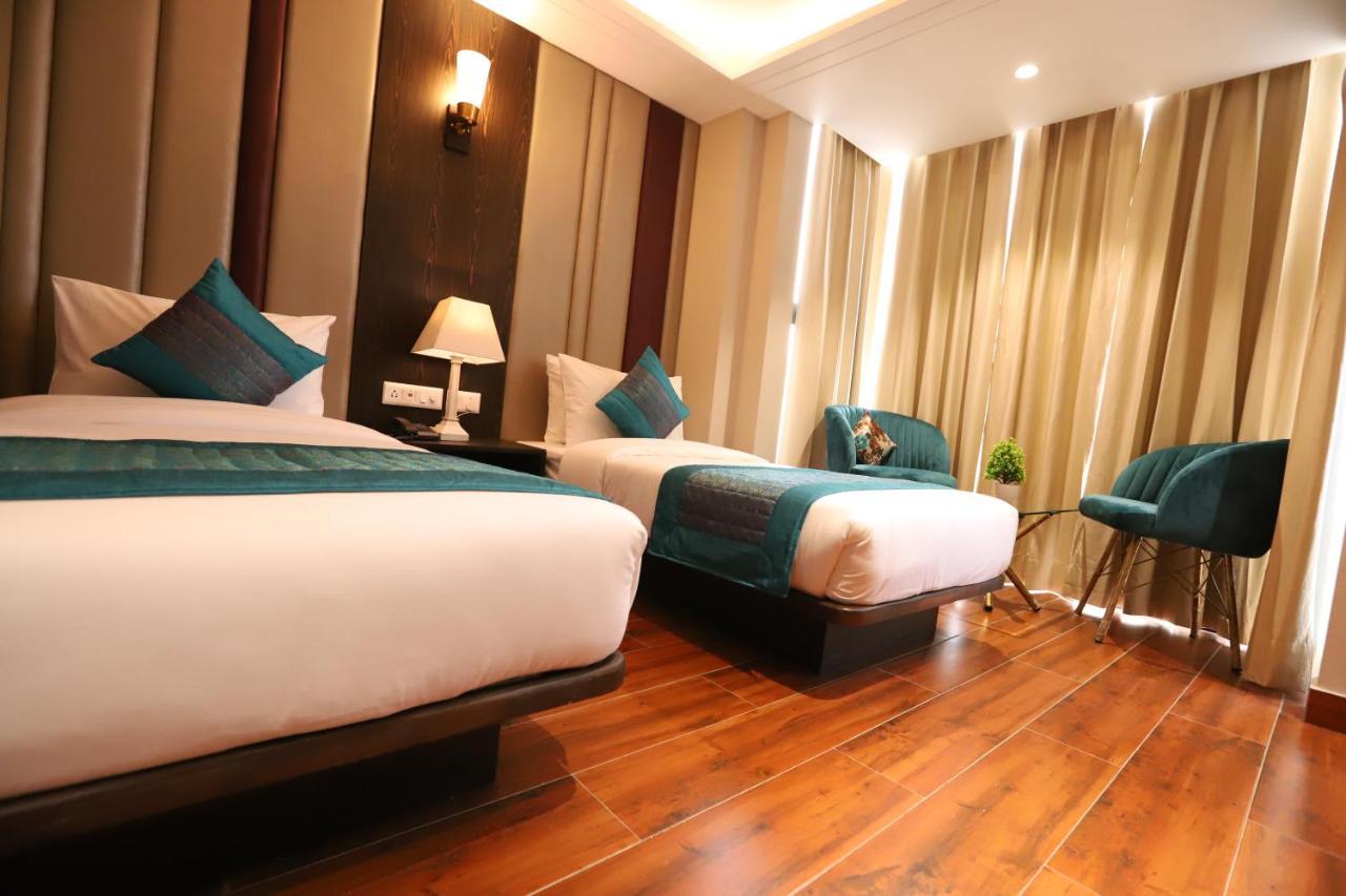 Hotel The Magic Tree - Paharganj Нью-Дели Экстерьер фото