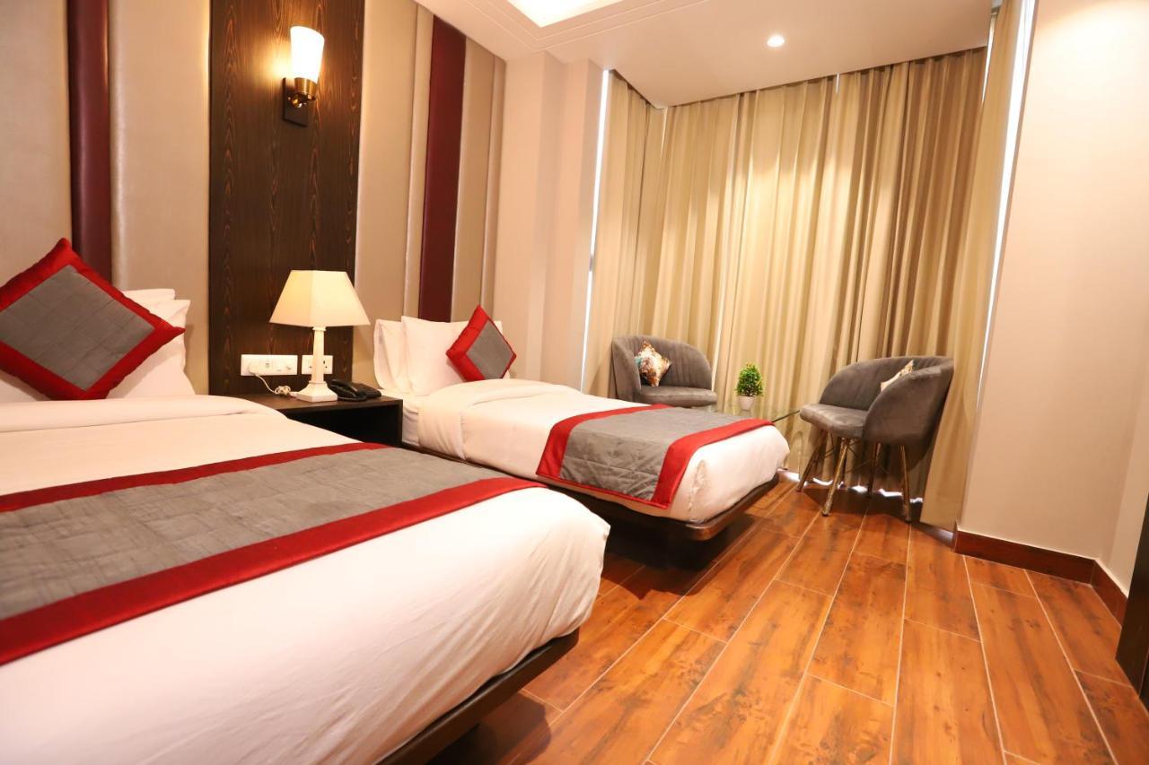Hotel The Magic Tree - Paharganj Нью-Дели Экстерьер фото