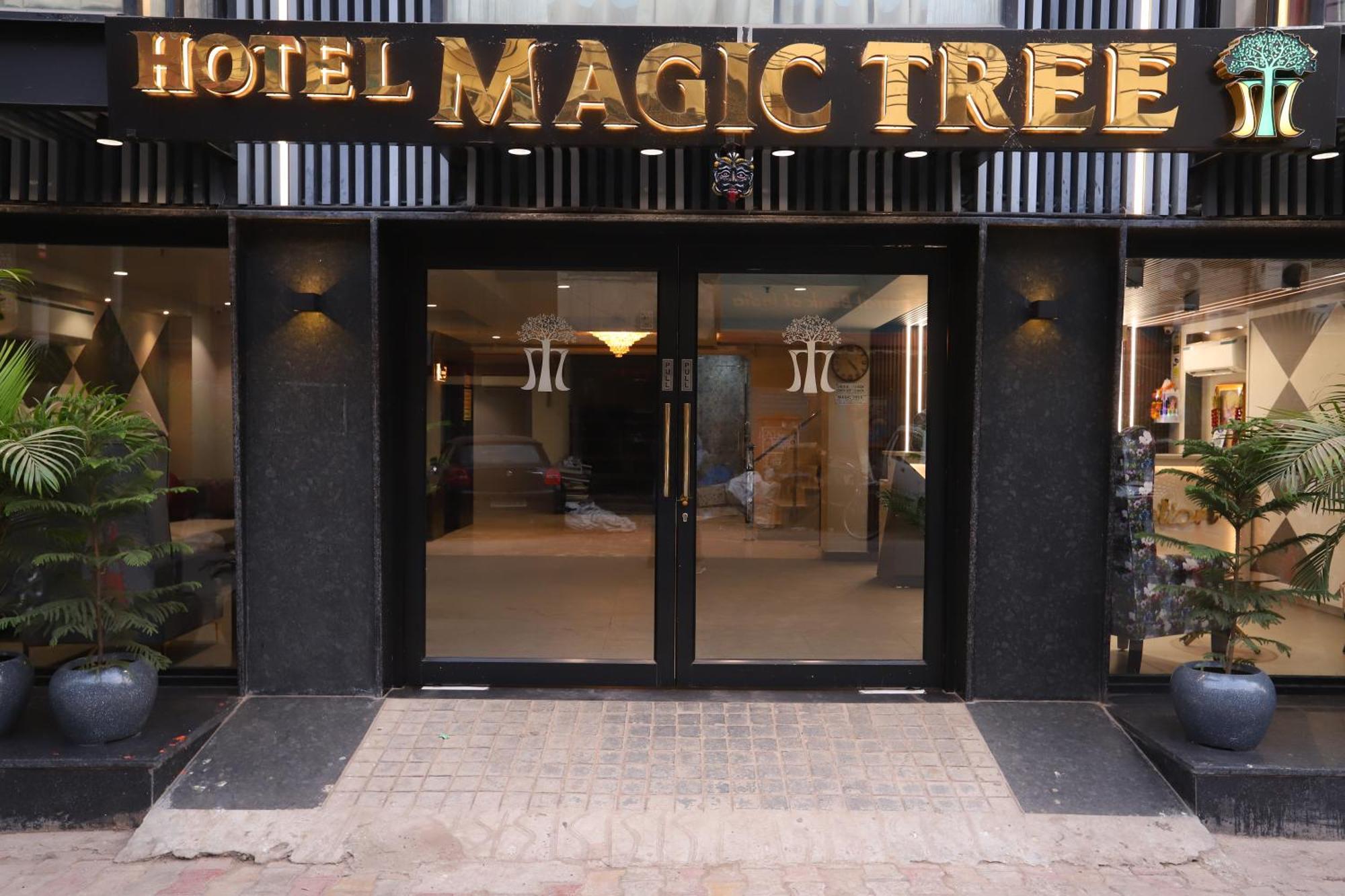 Hotel The Magic Tree - Paharganj Нью-Дели Экстерьер фото
