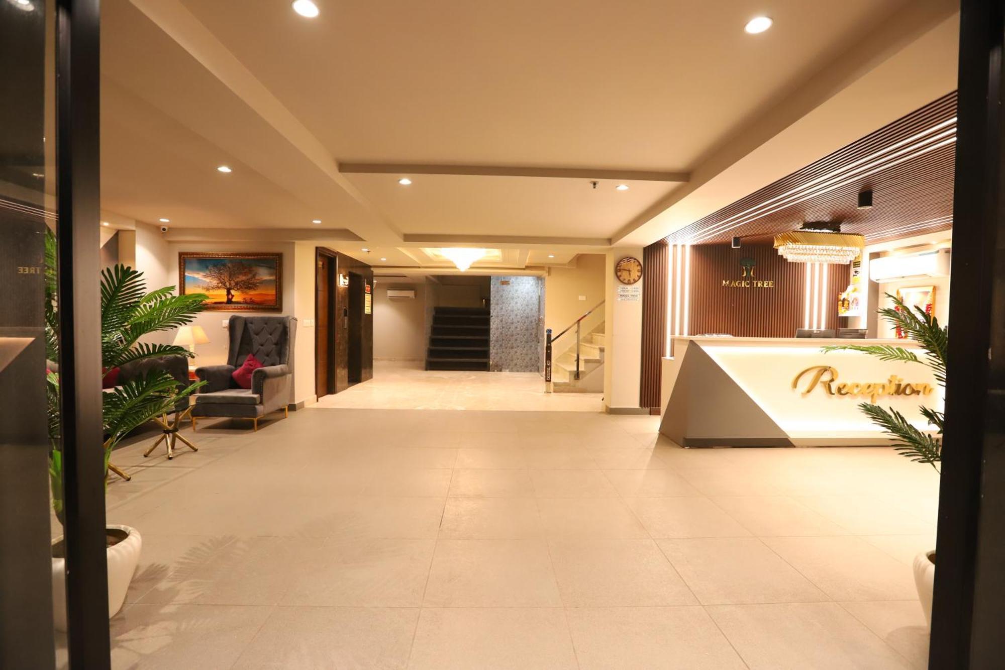 Hotel The Magic Tree - Paharganj Нью-Дели Экстерьер фото