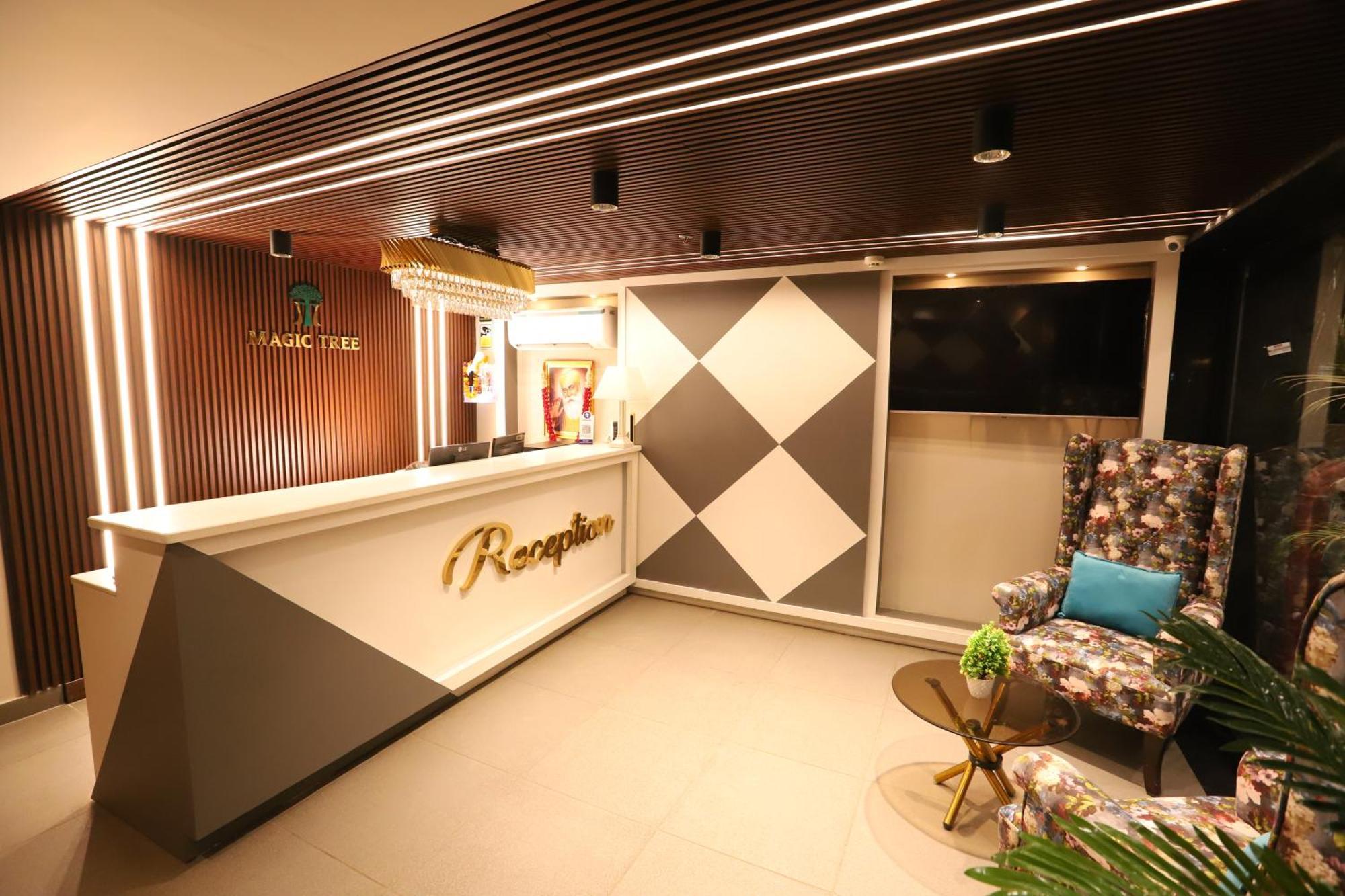 Hotel The Magic Tree - Paharganj Нью-Дели Экстерьер фото